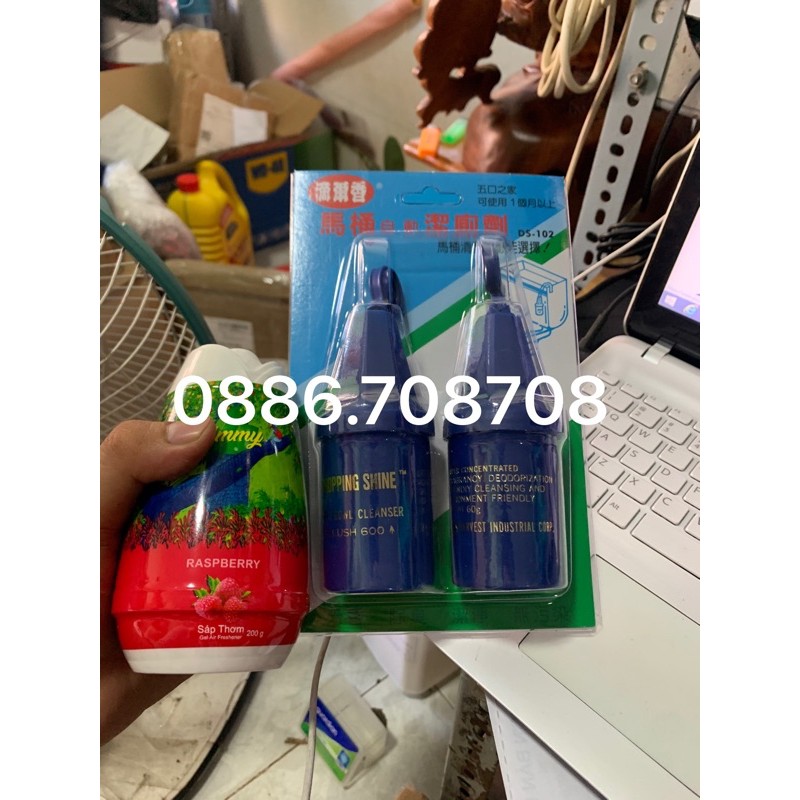 Vỉ tẩy bồn cầu Đài Loan 120g tặng kèm sáp thơm