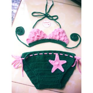 Set bikini handmade bằng len cho bé