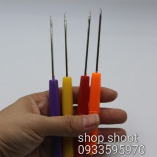 DÙI ĐỤC LỖ,  QUE VUỐT CÁNH HOA