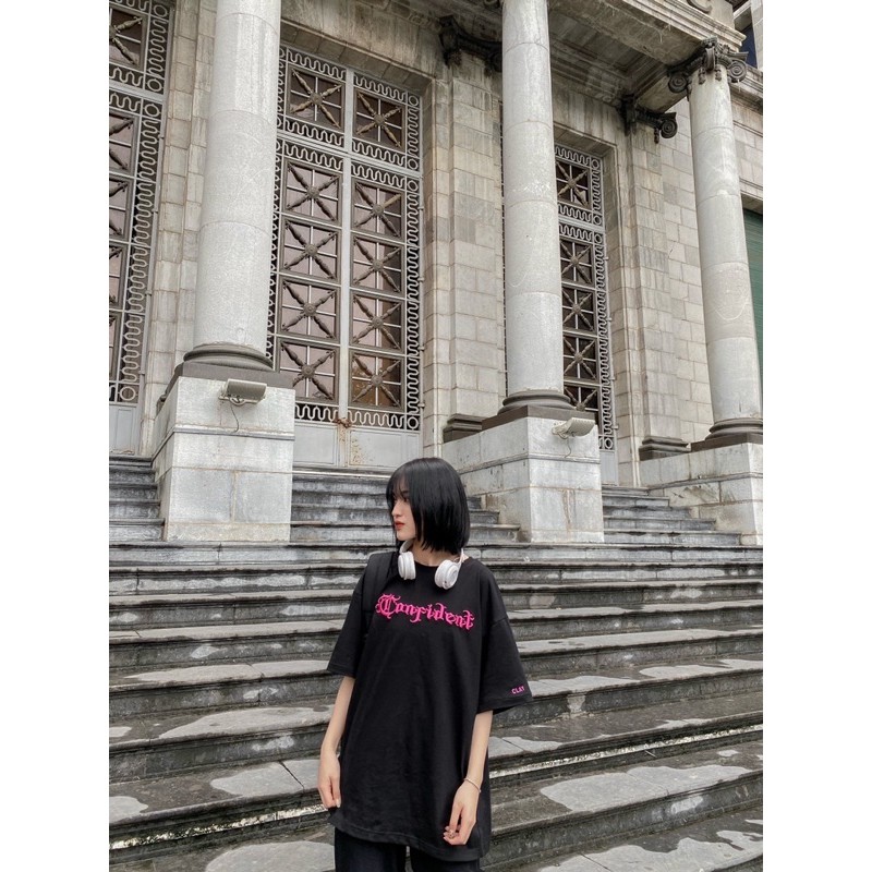 Áo thun Confident T-shirt | BigBuy360 - bigbuy360.vn