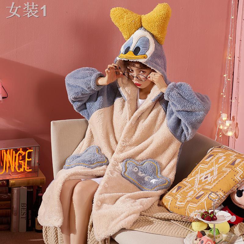 Bộ đồ ngủ bằng lông cừu màu san hô của phụ nữ mùa đông cộng với nhung dày dặn váy dài flannel có mũ trùm đầu dễ | BigBuy360 - bigbuy360.vn
