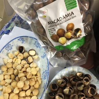 Hạt mắc ca Úc nứt vỏ (0,5kg)