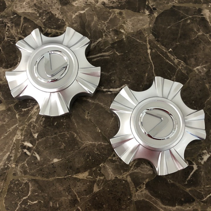 Logo chụp mâm, ốp lazang bánh xe ô tô Lexus LX460, LX470, LX570 - TY-119