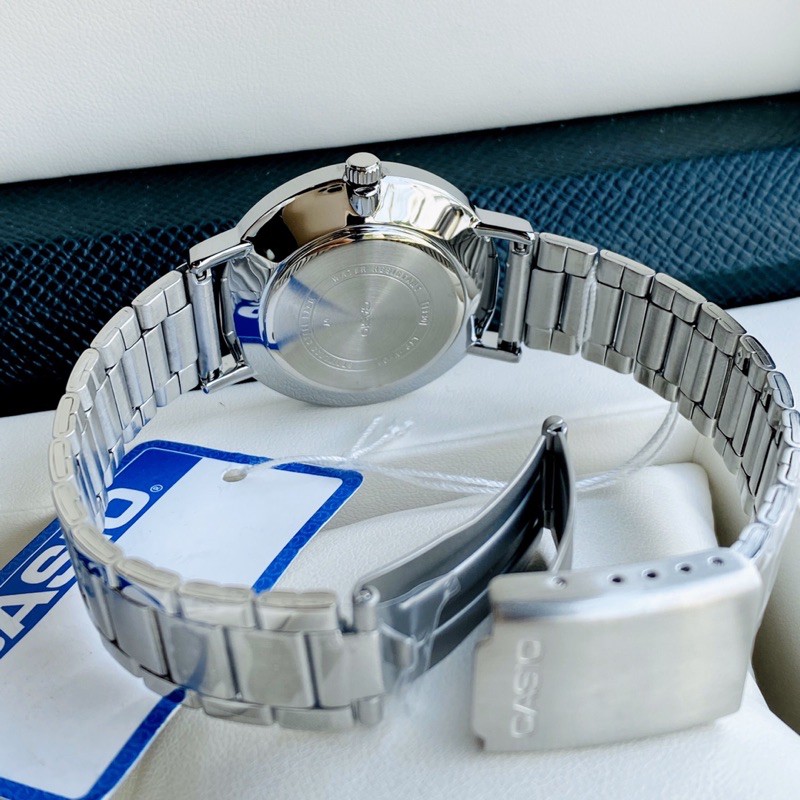 Đồng hồ kim unisex dây thép Casio VT01D cá tính chống nước