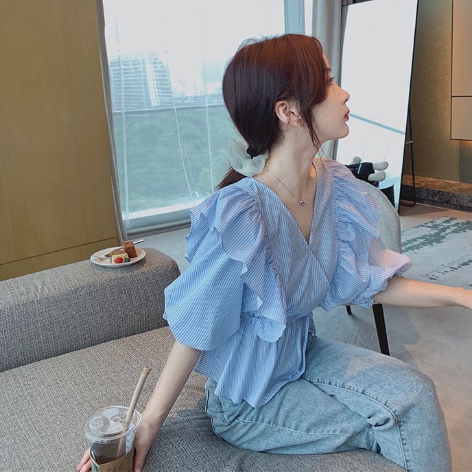 Áo kiểu tay ngắn cổ chữ V họa tiết kẻ sọc màu xanh dương phong cách Hàn Quốc thời trang dành cho bạn nữ