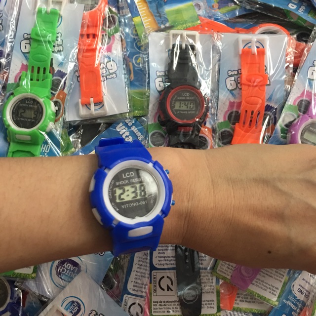 ĐỒNG HỒ ĐIỆN TỬ ĐEO TAY CHO BÉ | BigBuy360 - bigbuy360.vn