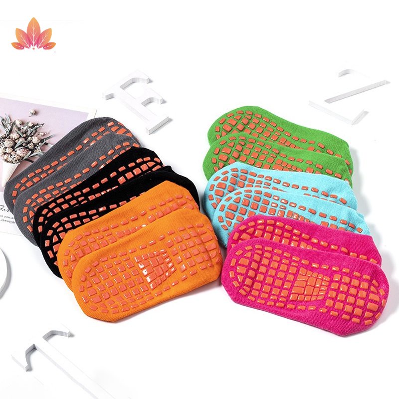 Vớ Cotton Chống Trượt Dùng Tập Yoga / Pilates / Thể Thao JP5