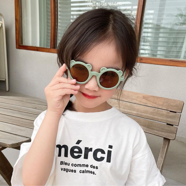 Kính Mát Chống Nắng Họa Tiết Hoạt Hình Dễ Thương Cho Bé