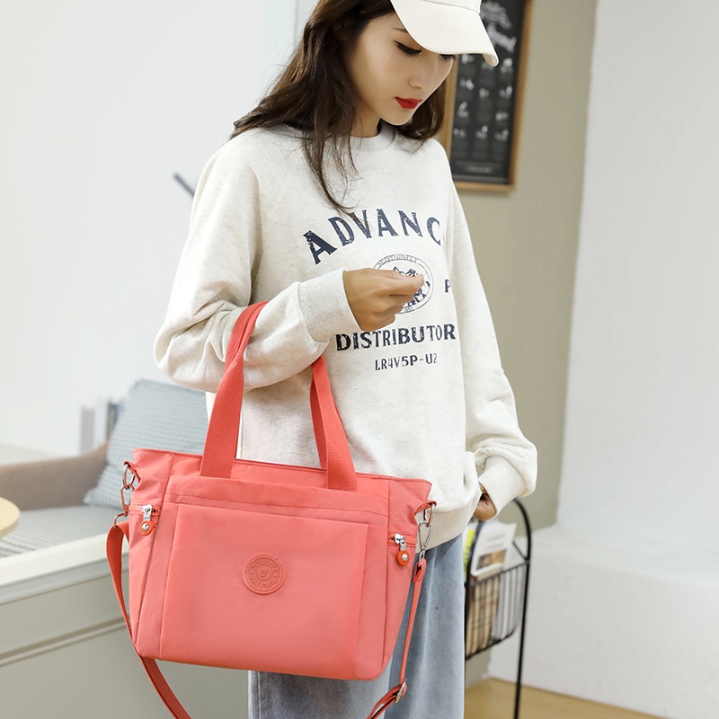 Túi Đeo Vai Cỡ Lớn Bằng Nylon Thiết Kế Mới Thời Trang Dành Cho Nữ