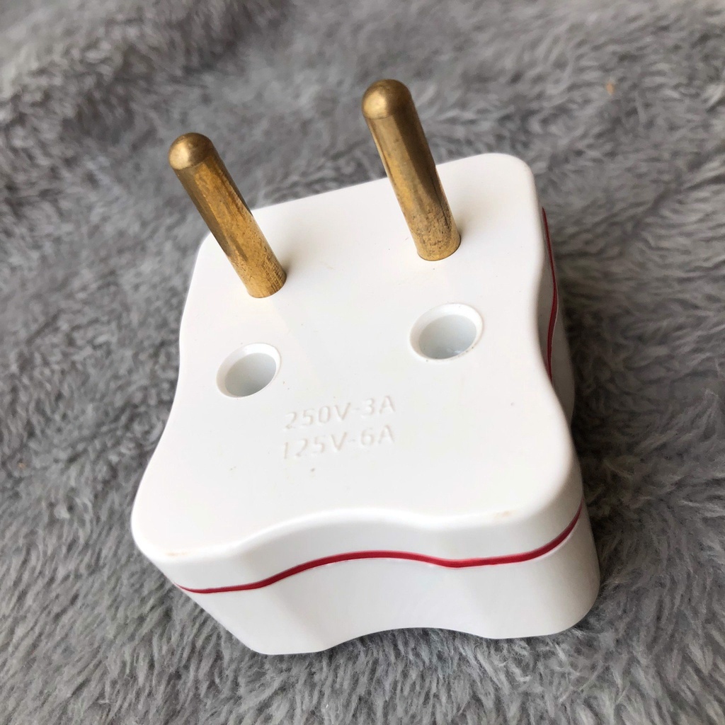 Phích cắm Điện Quang chuyển ĐQ-UA 2A -  bảo hành 12 tháng, điện áp hoạt động 250V