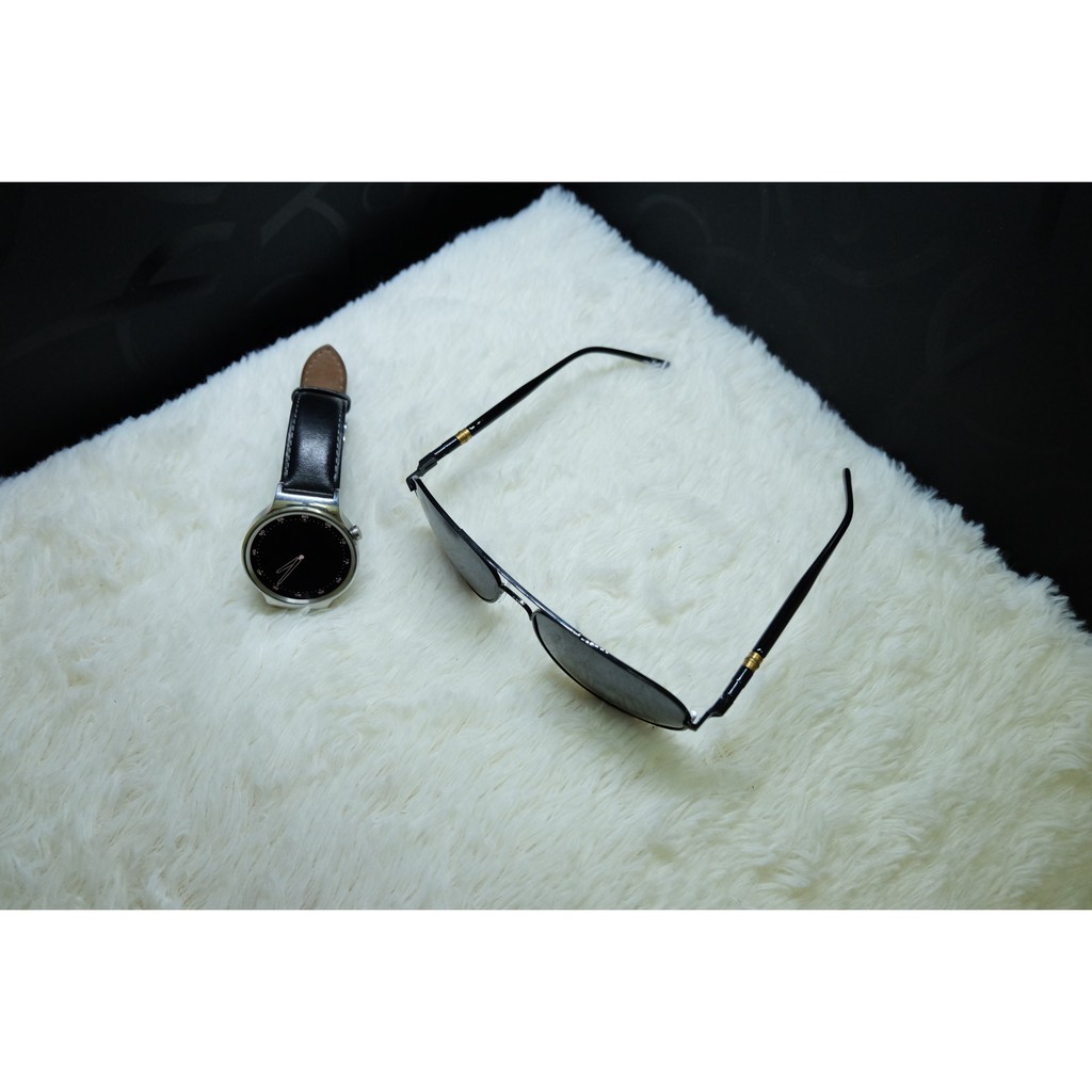 Kính nam thời trang gọng đen | BigBuy360 - bigbuy360.vn