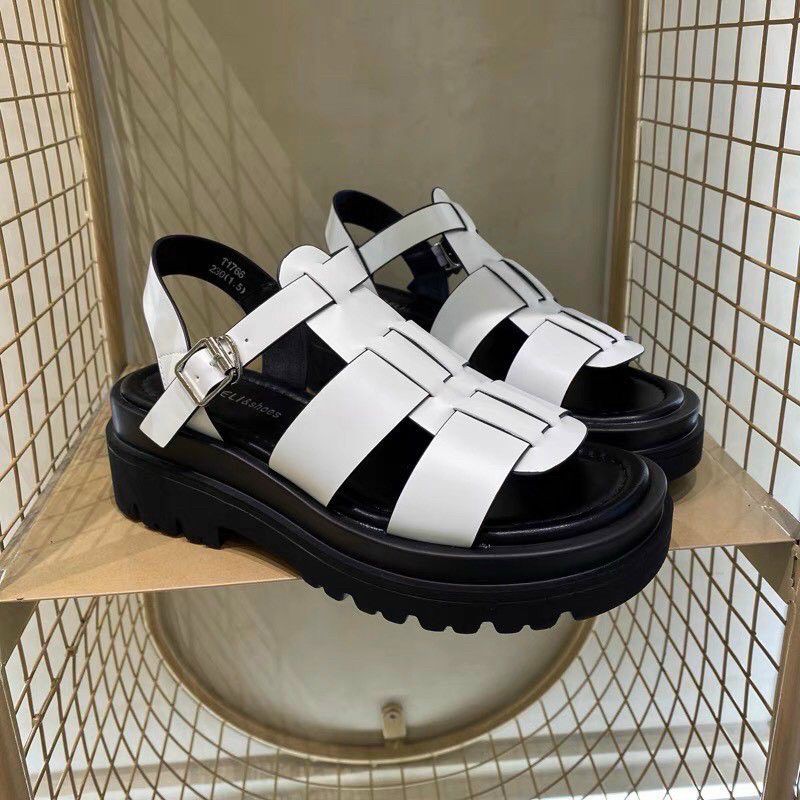 Sandal khoá da mềm chất đẹp