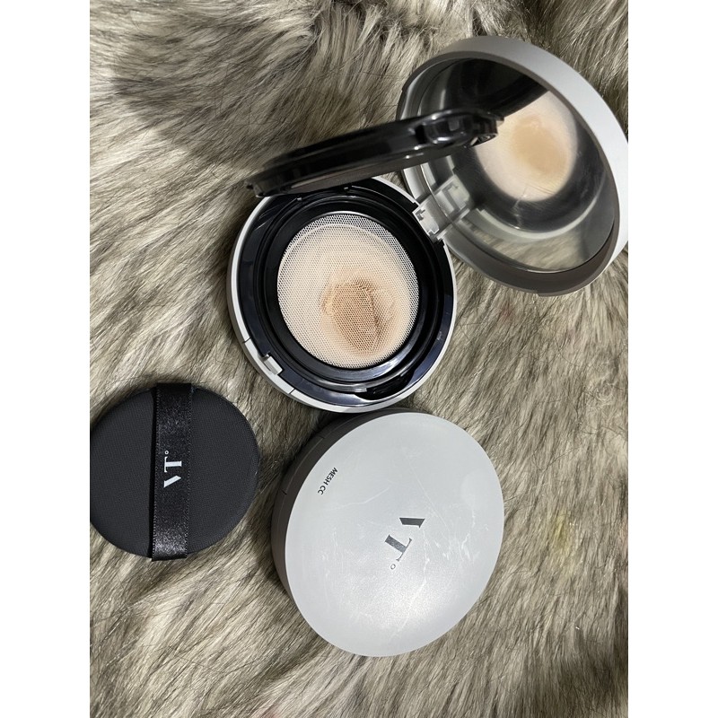 phấn dạng CC che khuyết điểm VT full size(mất bông phấn) | BigBuy360 - bigbuy360.vn