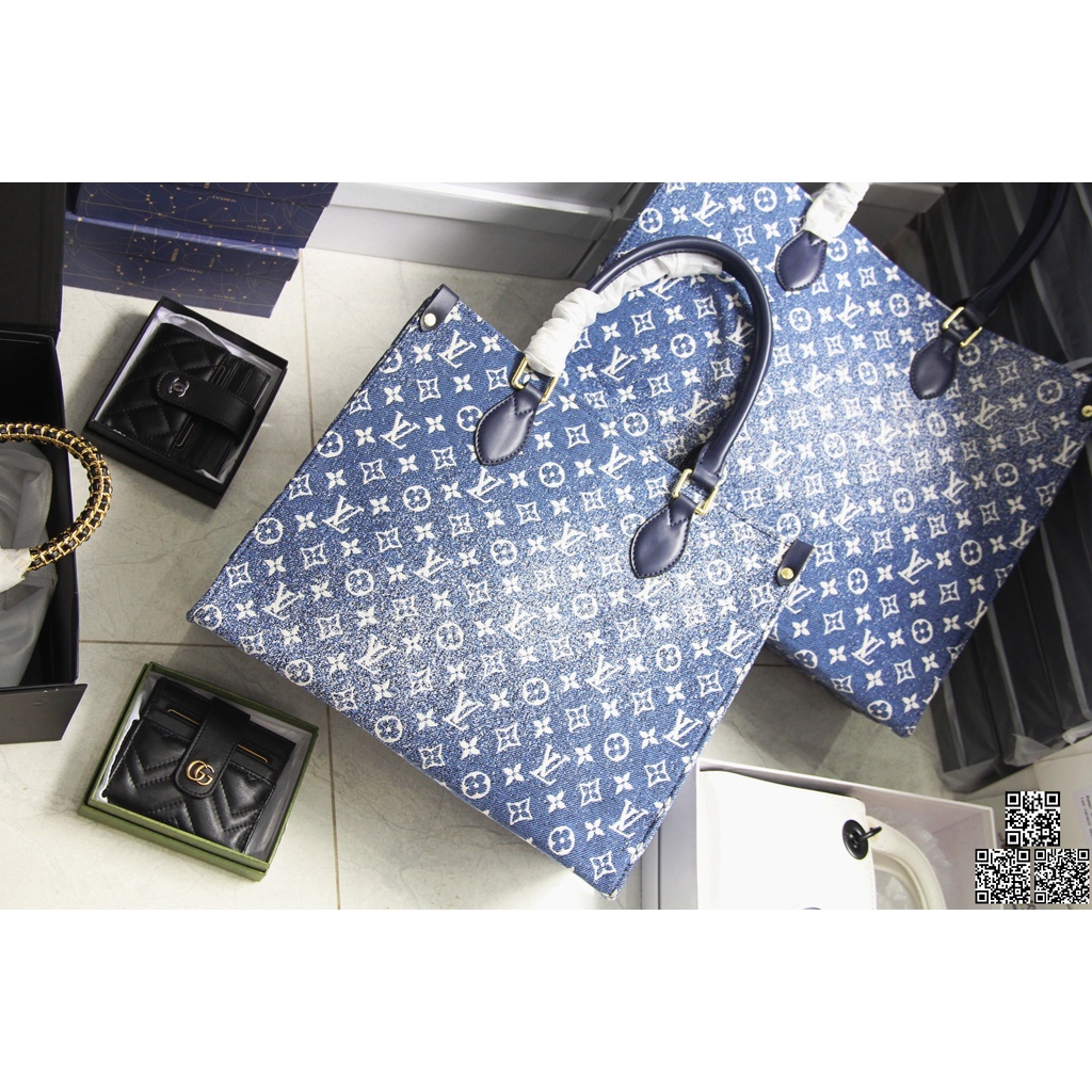 Túi Tote Book Denim Lvi Xanh Công Sở Dáng 2022 Size 41 Hàng Sẵn Hình Thật Shop Chụp