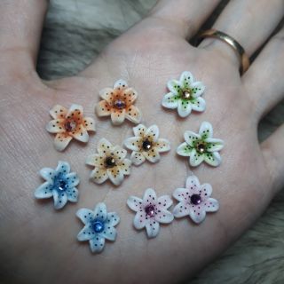 hoa bột nail - hoa ly