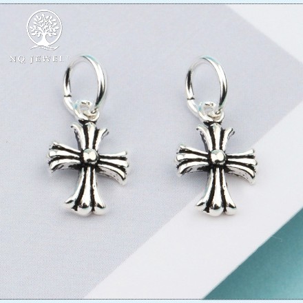 Charm bạc cây thánh giá hình giấy gói quà - NQ Jewelry