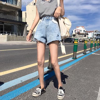 Quần Short Denim Lưng Cao Ống Rộng Phối Rách Cá Tính Cho Nữ