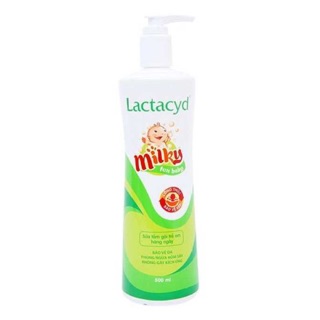 Sữa tắm gội trẻ em lactacyd mlik 500ml