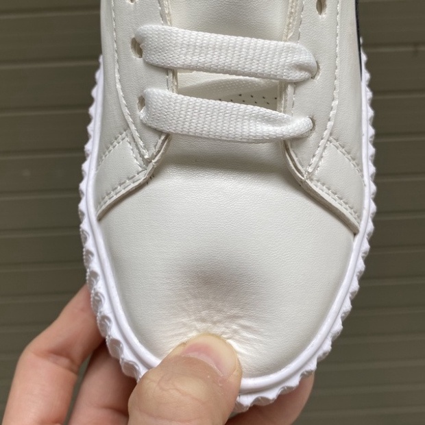Puma trắng vạch đen chuẩn 11 , da dày dặn, đế cao, bền, êm chân. lên chân cực đẹp HB765