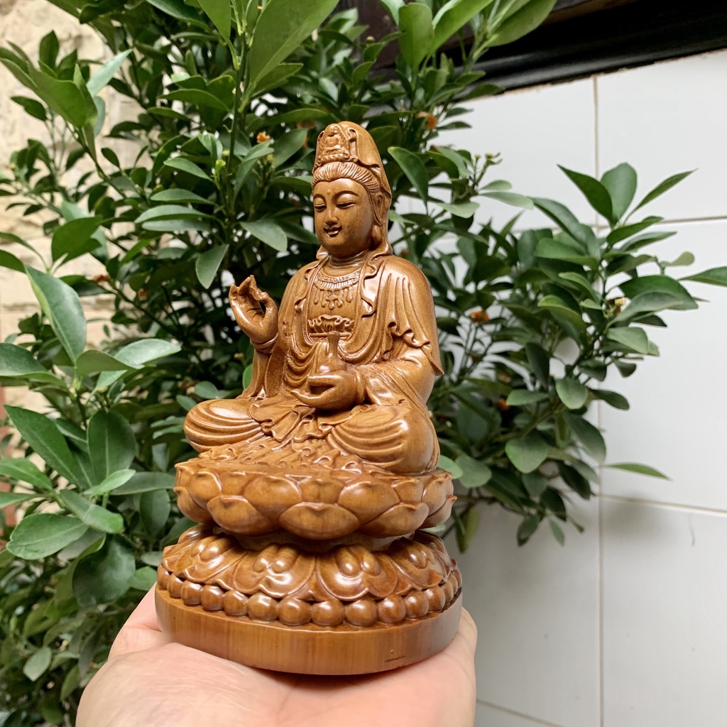Tượng phật bà quan âm bồ tát cao 15 cm để táp lô xe ô tô