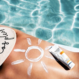 Kem Chống Nắng Vật Lý Dalton Sun Care Prevent Control UV Protection Cream SPF50 Dalton