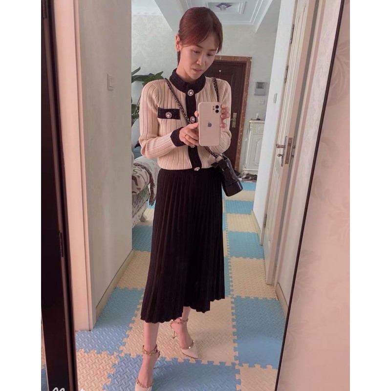 Sét áo khoác len +  chân váy