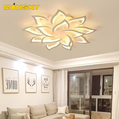 Đèn trần MONSKY 3 chế độ sáng GARE - có điều khiển từ xa tiện dụng