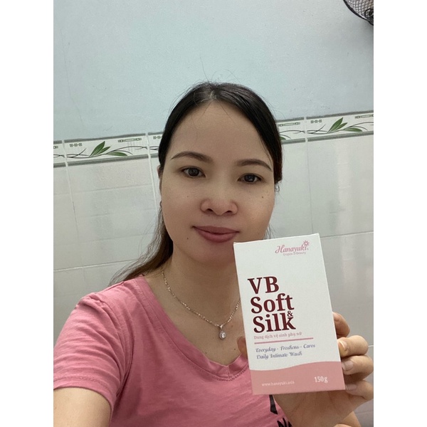 Dung Dịch Vệ Sinh Phụ Nữ Hana VB Soft Silk Hanayuki