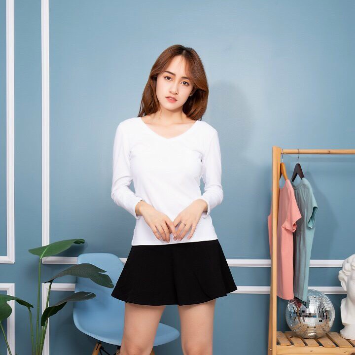 Áo Thun Nữ Tay Dài Cổ Tim