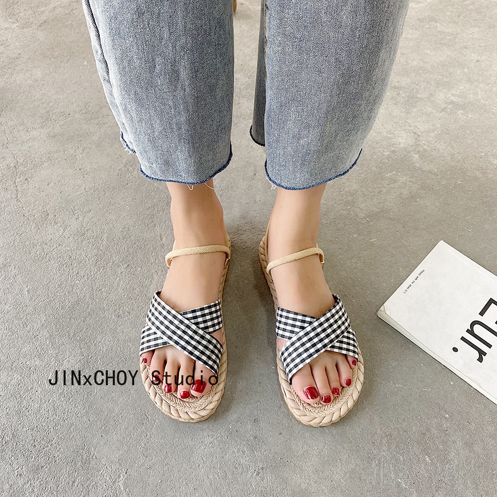 Giày sandal đế bằng thoải mái thời trang cho nữ