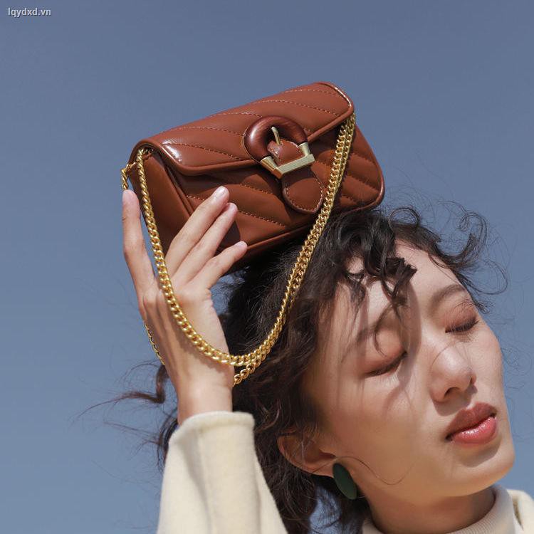Túi da đeo chéo thời trang cho nữ