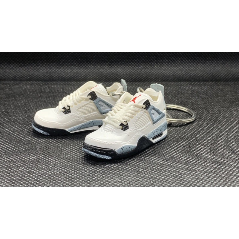 Móc khoá mô hình sneaker Jordan4 3D tỉ lệ 1:6
