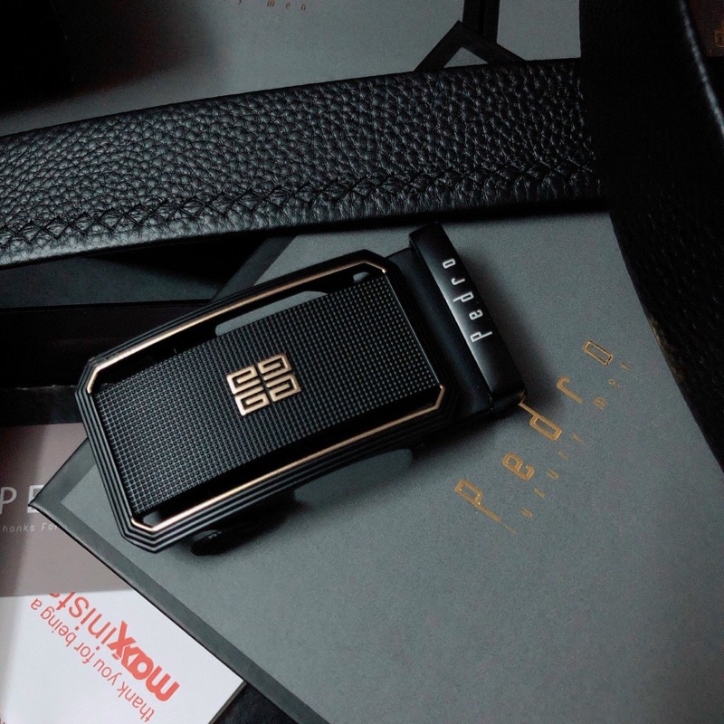 NỊT PEDRO TĂNG ĐƯA