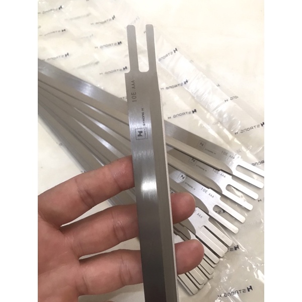 Dao cắt vải STrong H