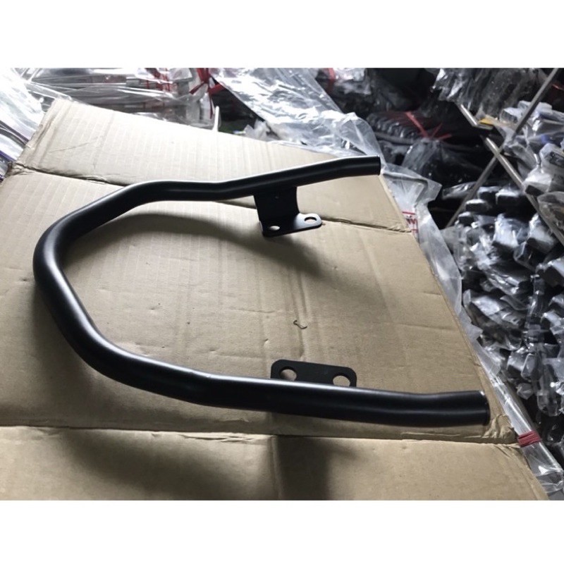 Tay xách độ (cảng sau) màu đen, dành cho wave110, wave 100 (50cc)