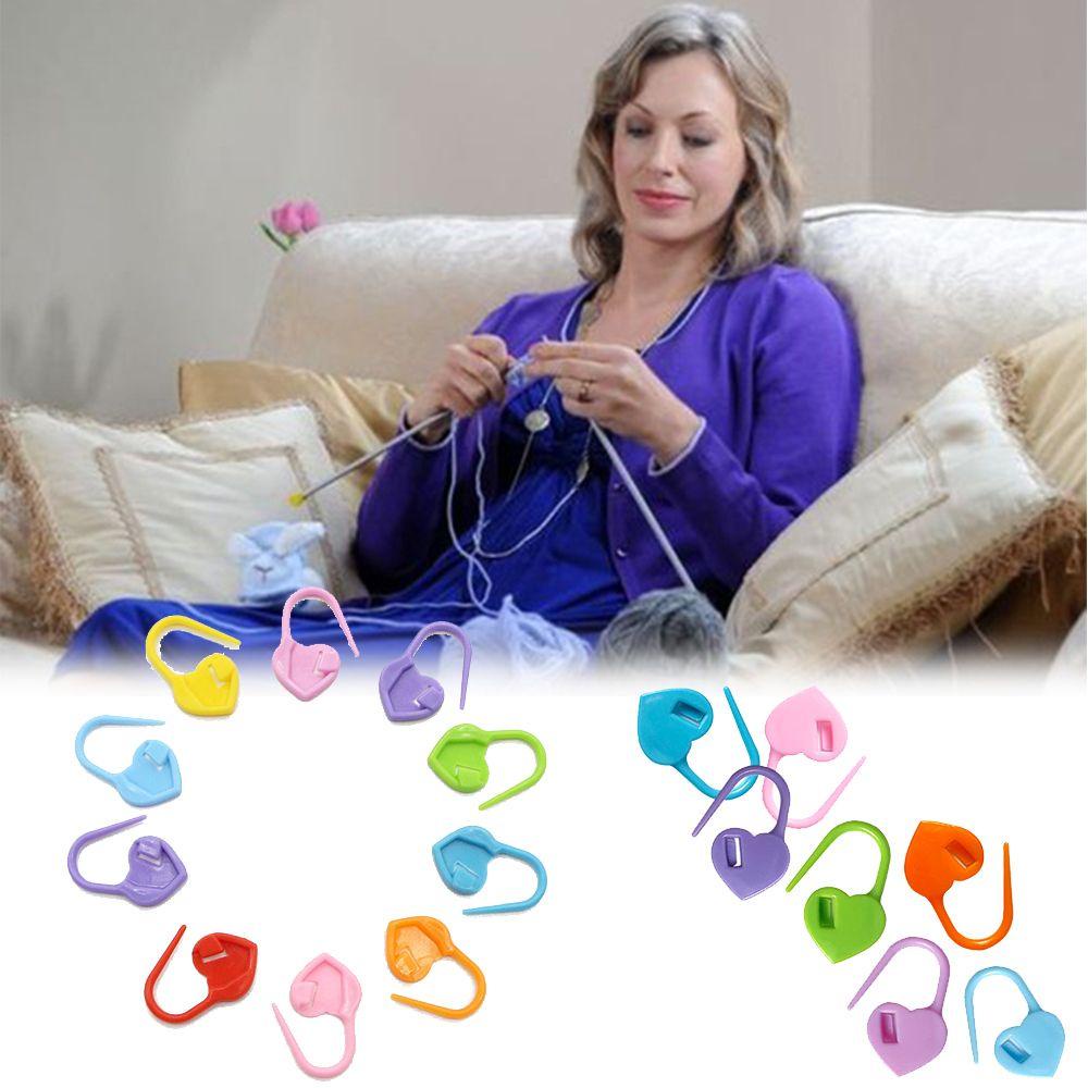 Set 50 Phụ Kiện Đánh Dấu Móc Len Hình Trái Tim Bằng Nhựa