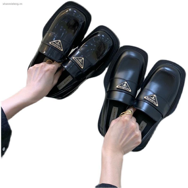 Giày Lefu Wanghong đầu to thiết kế đế dày có khóa kim loại cổ điển 2021