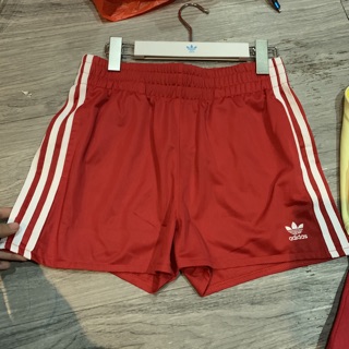 quoc ngắn adidas