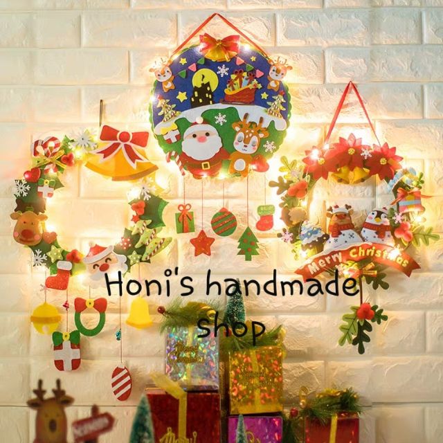 Bộ Kit DIY vải nỉ Vòng treo noel kèm đèn trang trí