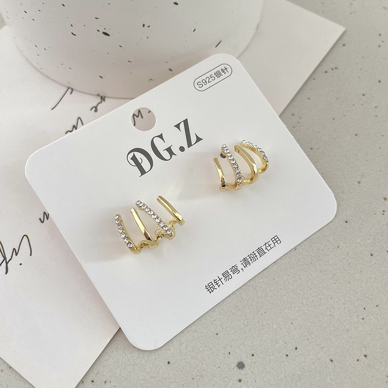 Khuyên Tai Hình Móng Vuốt Nhẹ Nhàng