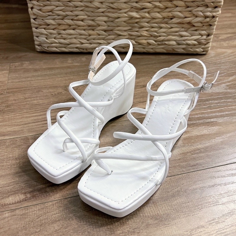 Sandal dây ống xỏ ngón đế xuồng 7 phân - Camel Store