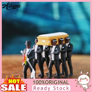 Mô hình nhân vật gara màu đen tỉ lệ 1:64 sống động