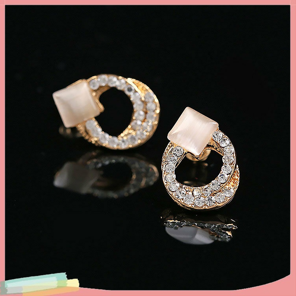 1 Đôi Khuyên Tai Mạ Vàng Đính Đá Sang Trọng Thời Trang