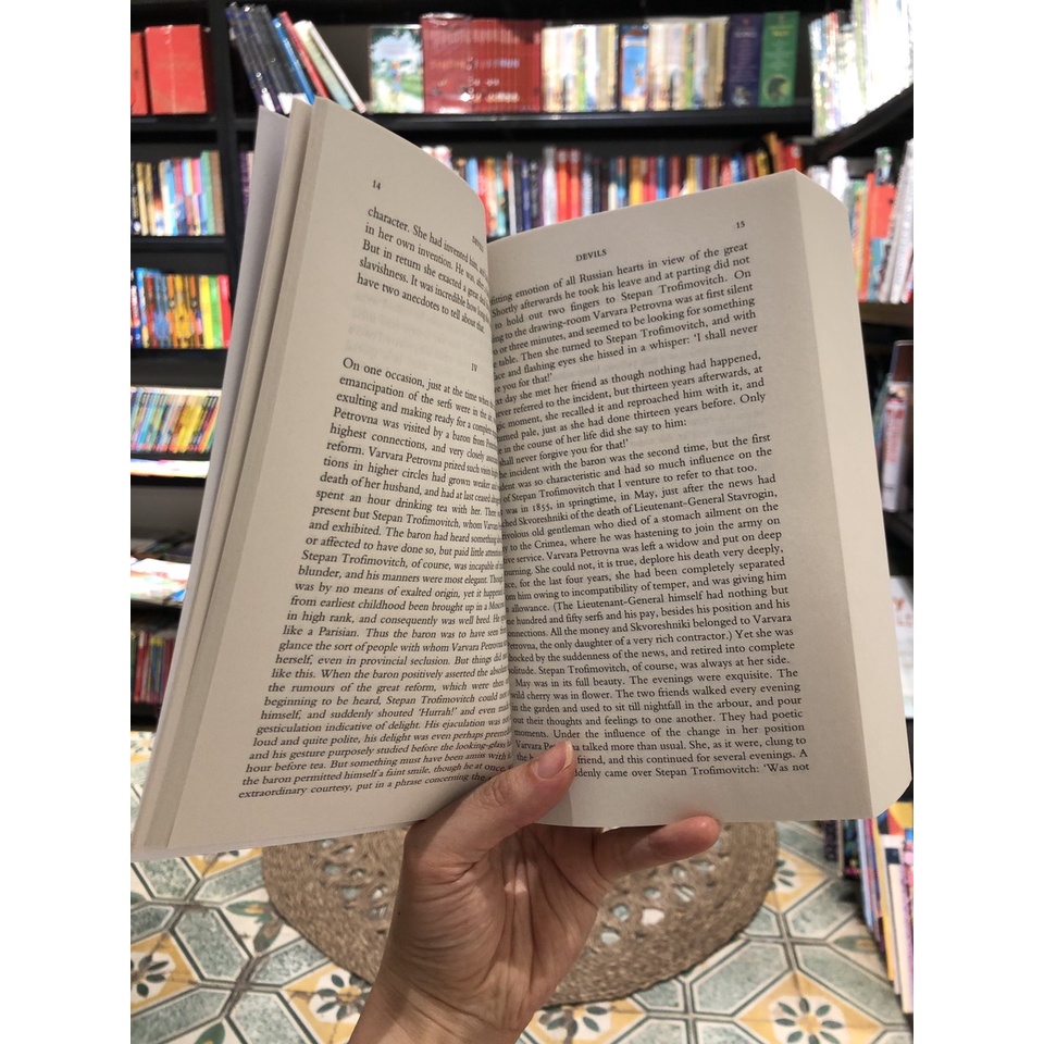 Sách - Devils - Bìa mềm