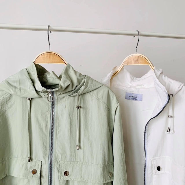 Áo khoác gió Pull&amp;Bear hàng dư xịn