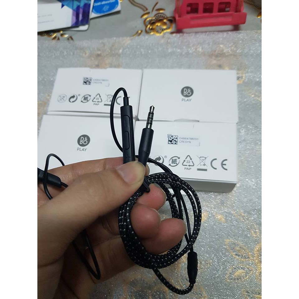 Tai nghe B&O LG V30 zin