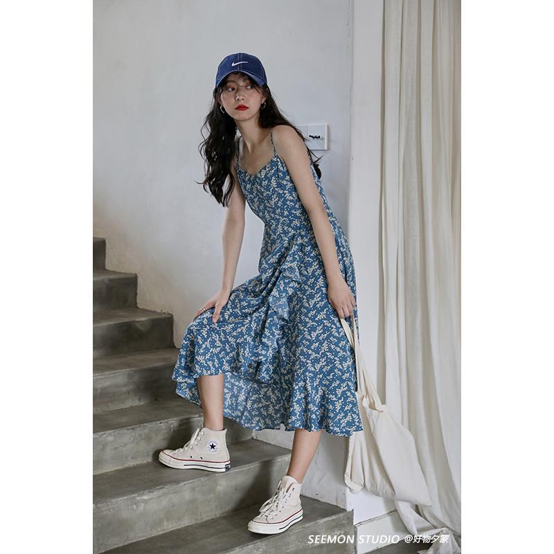 Đầm hai dây màu xanh dương in họa tiết hoa phong cách thời trang Pháp dành cho nữ