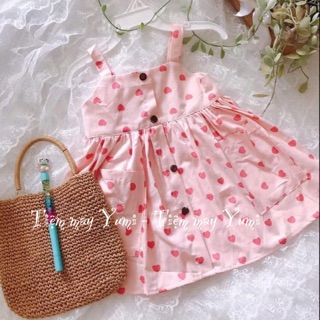 Đầm dây trái tim cho bé