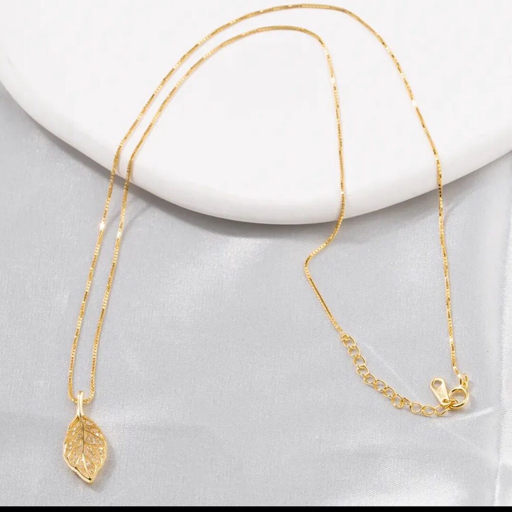 Vòng cổ Bạc 925 Mặt Cành Lá Đính Đá Quý Nhân Tạo Màu Vàng/Bạc