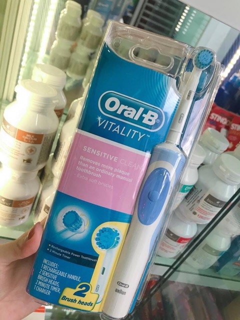 BÀN CHẢI ĐÁNH RĂNG ĐIỆN Oral-B Vitality Braun